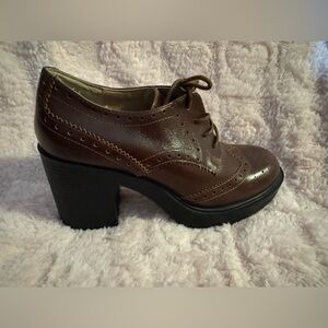 NWOT Steve Madden Brown POETTA Platform Heel Shoes